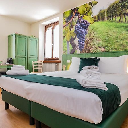 Locanda Il Cavallino Valeggio sul Mincio Esterno foto